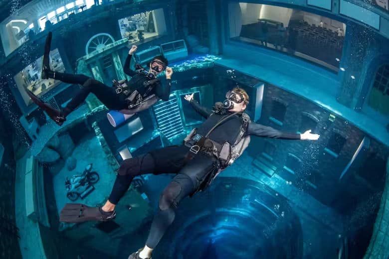 Deep Dive Dubai gallery